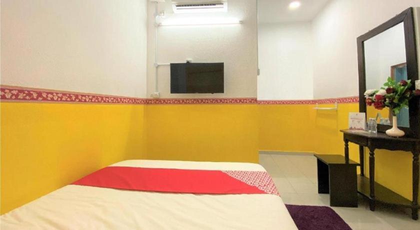 Oyo 90176 D'Cruz Sunrise Villa ปันไตเจอนัง ภายนอก รูปภาพ