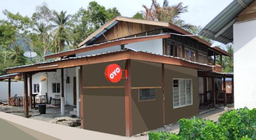 Oyo 90176 D'Cruz Sunrise Villa ปันไตเจอนัง ภายนอก รูปภาพ
